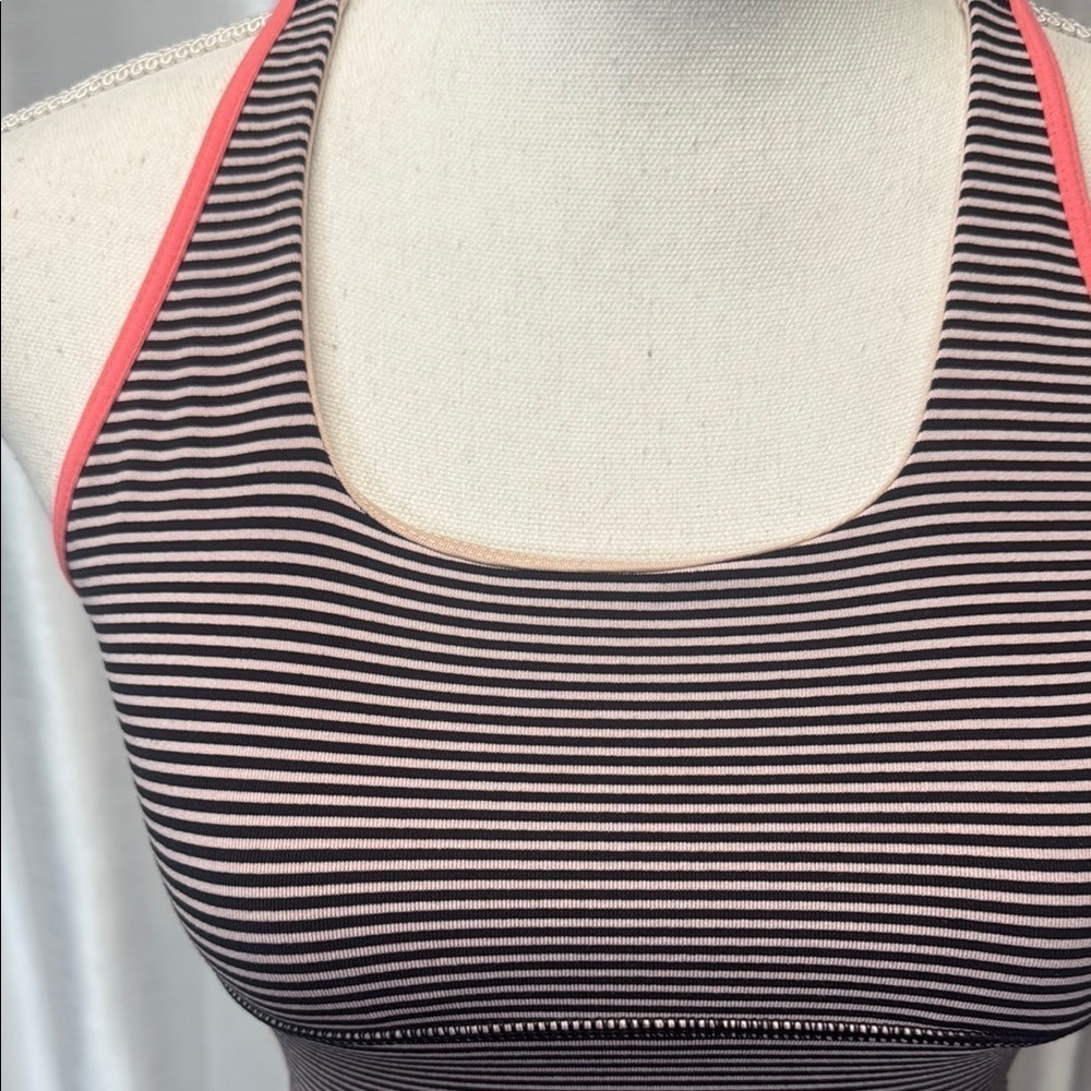 Lululemon Striped Racerback Tank Top Size 6 - Picture 2 of 8